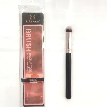 Pensulă pentru fard obraz mică