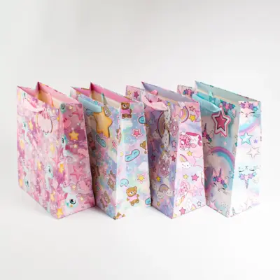 Pachet p-u cadouri mediu 26*32*12,5